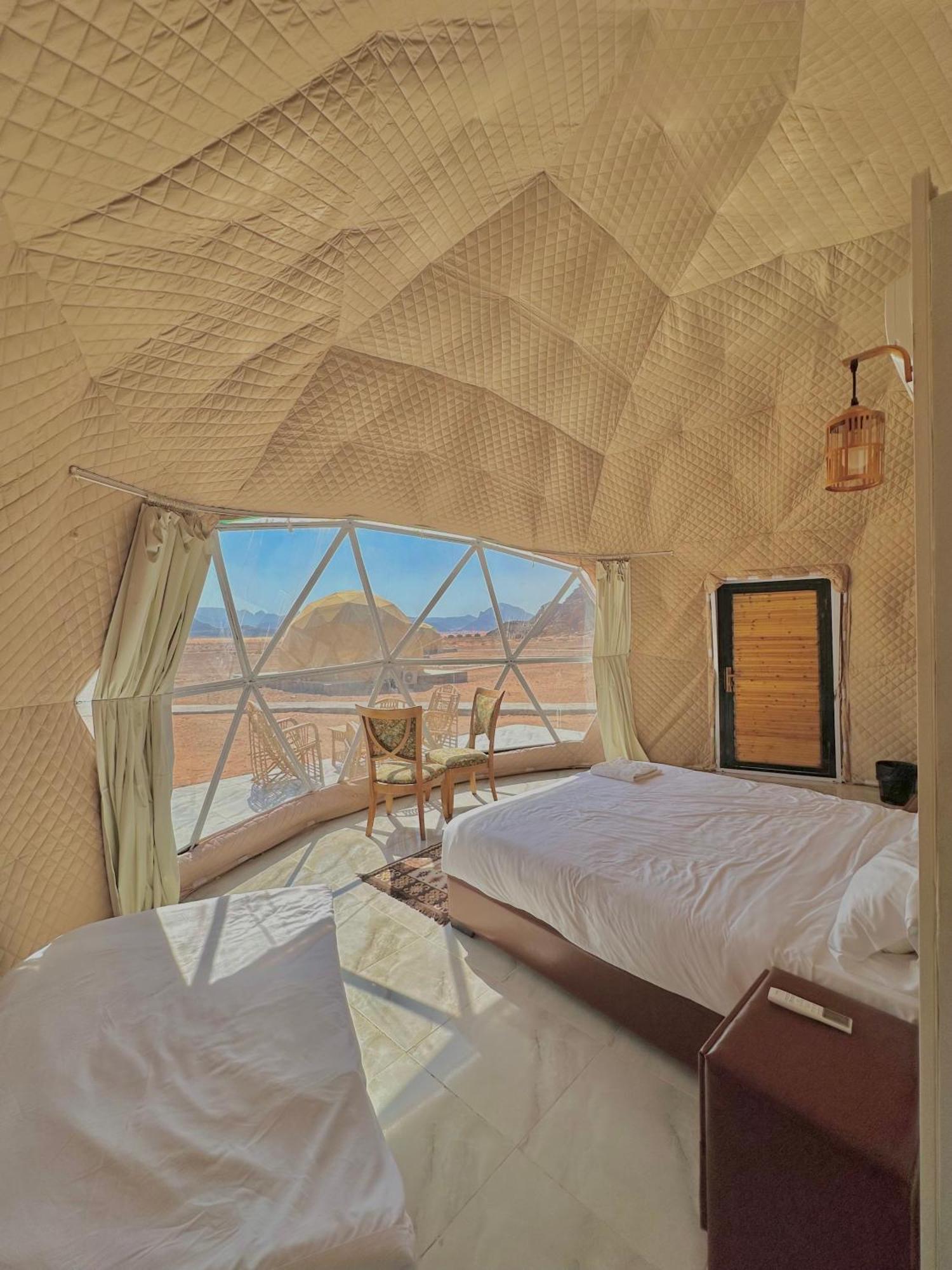 Nara Wadi Rum Camp ภายนอก รูปภาพ