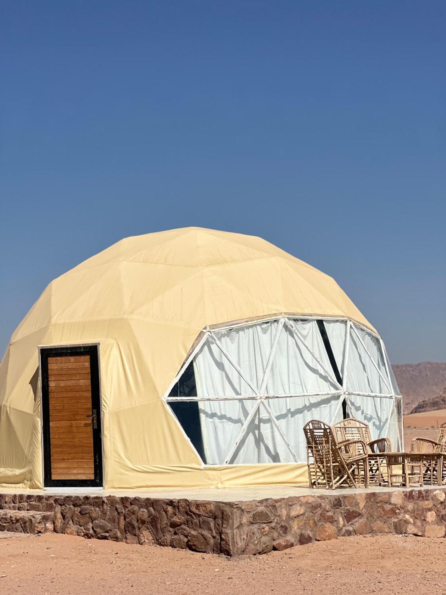 Nara Wadi Rum Camp ภายนอก รูปภาพ