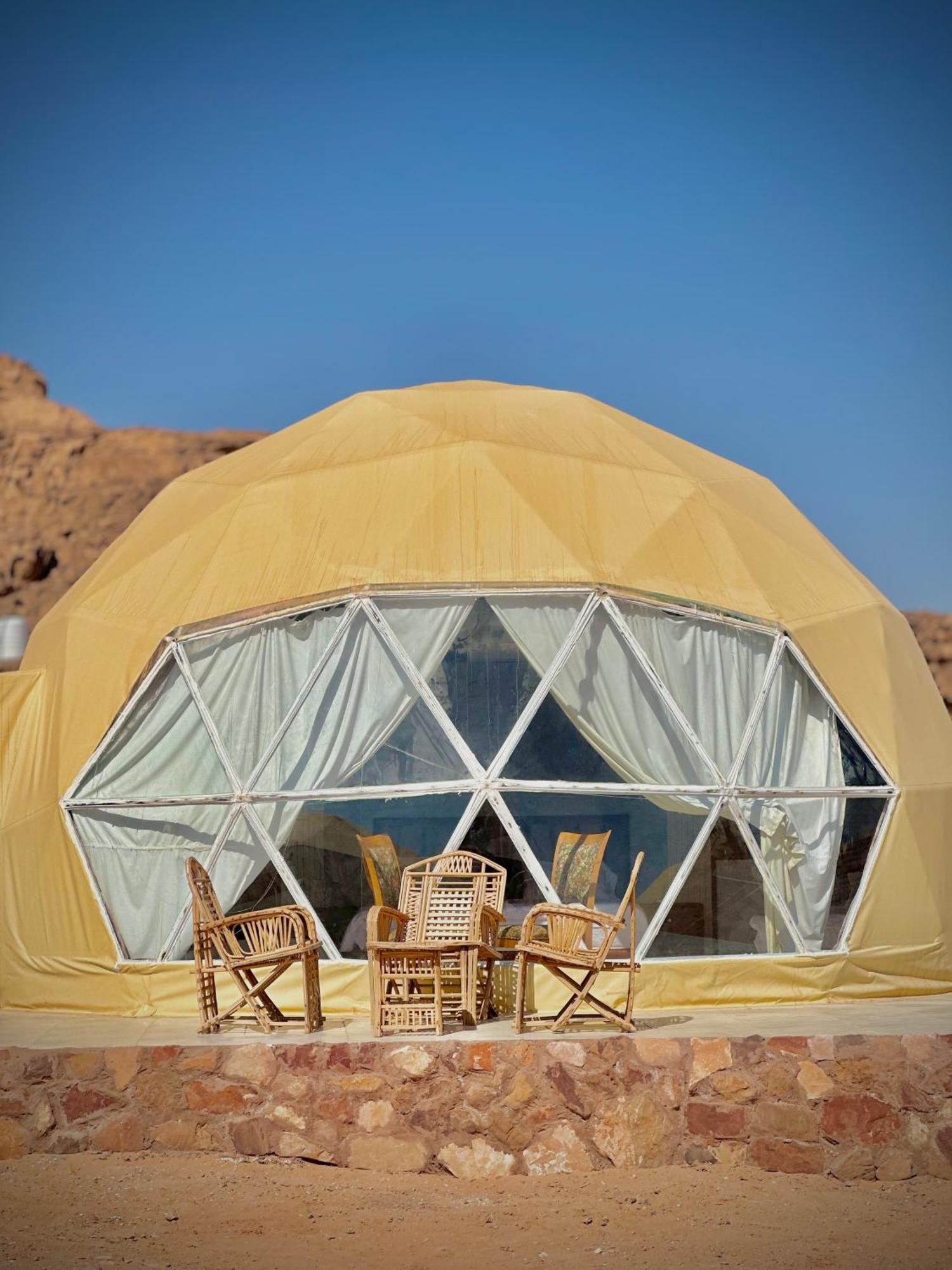 Nara Wadi Rum Camp ภายนอก รูปภาพ