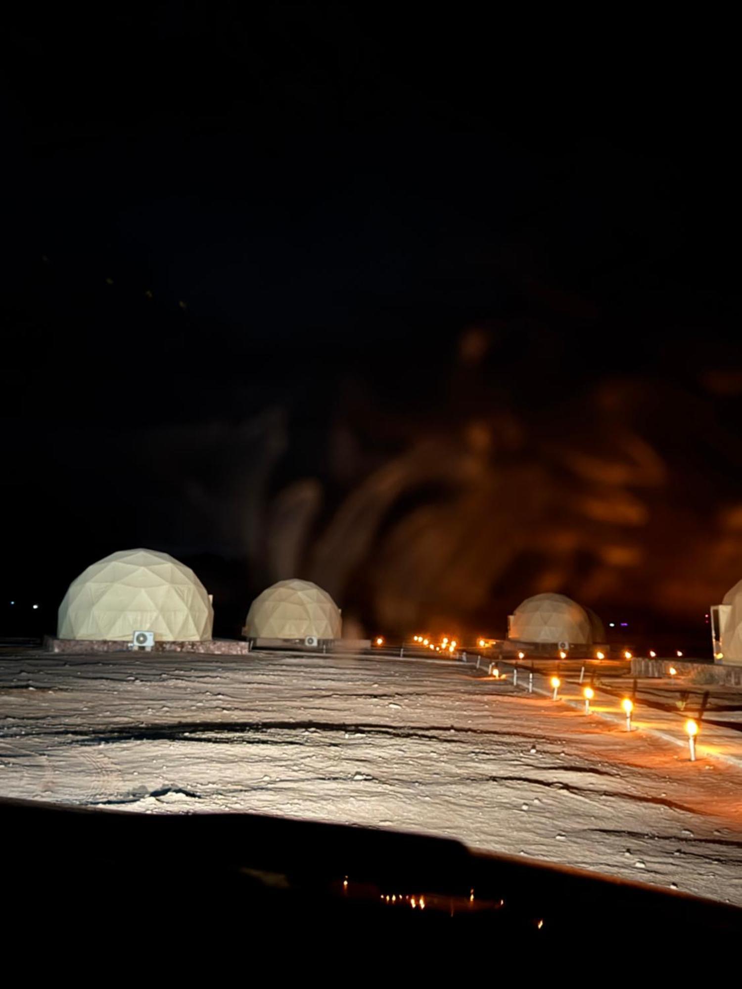 Nara Wadi Rum Camp ภายนอก รูปภาพ
