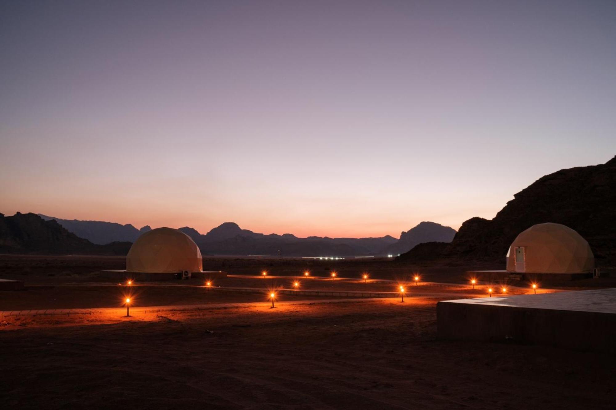Nara Wadi Rum Camp ภายนอก รูปภาพ