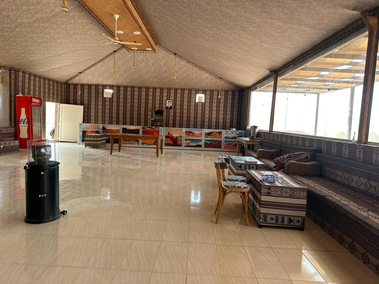 Nara Wadi Rum Camp ภายนอก รูปภาพ